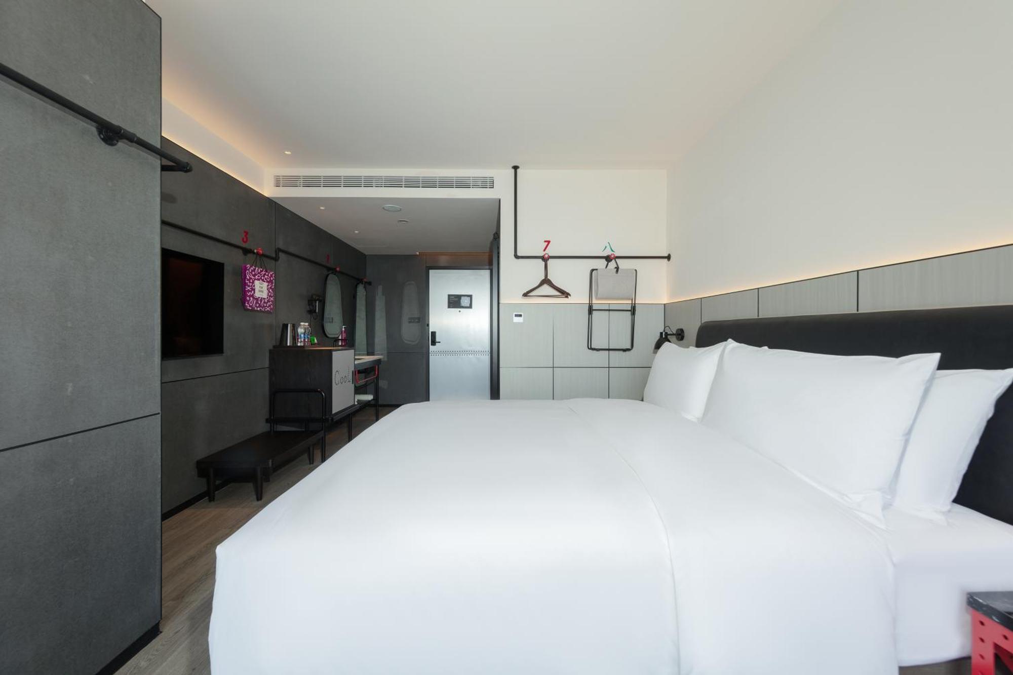 Hotel Moxy Chongqing Extérieur photo