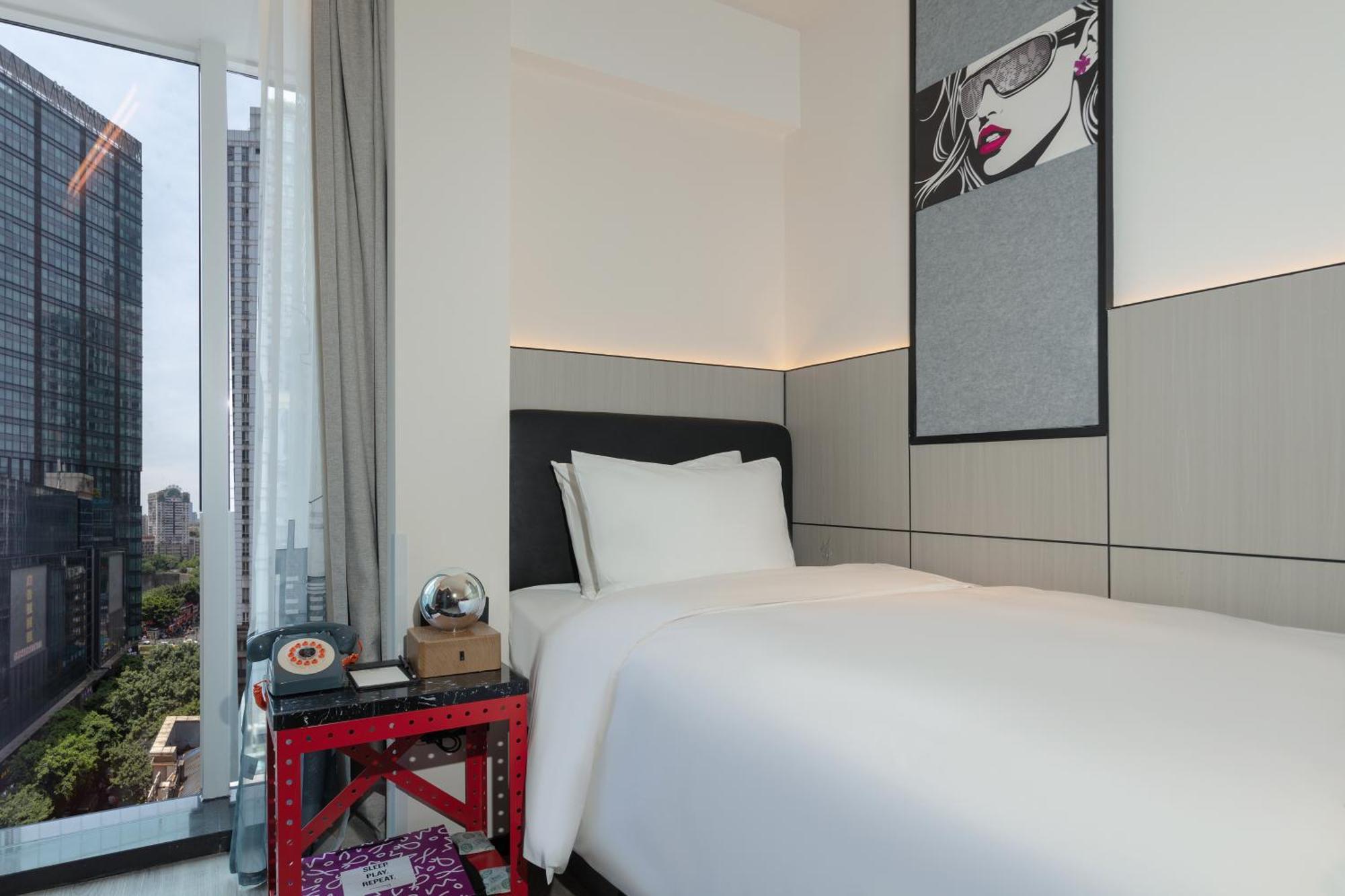 Hotel Moxy Chongqing Extérieur photo